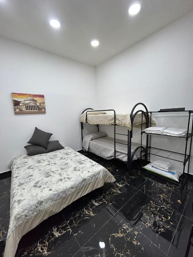 Dora House Valentino Apartment Наполи Екстериор снимка