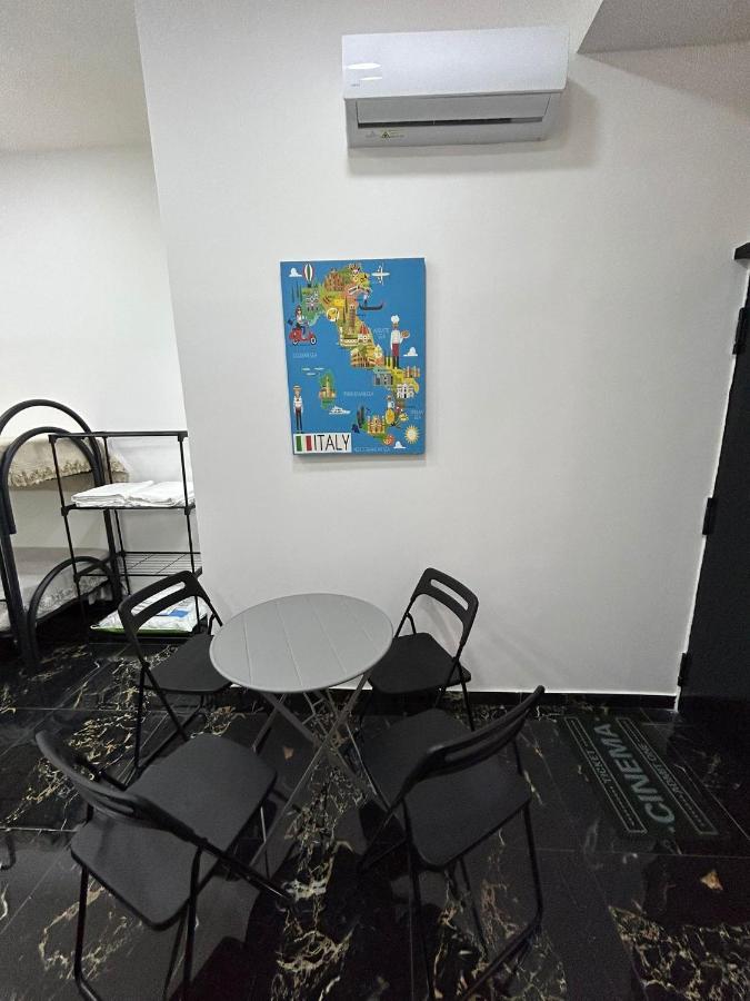 Dora House Valentino Apartment Наполи Екстериор снимка