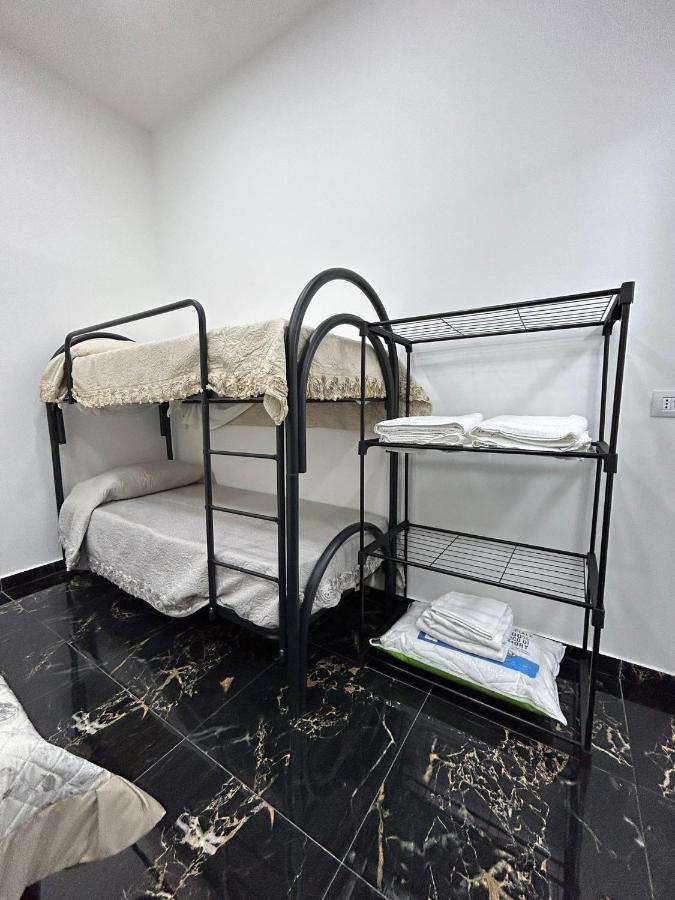 Dora House Valentino Apartment Наполи Екстериор снимка