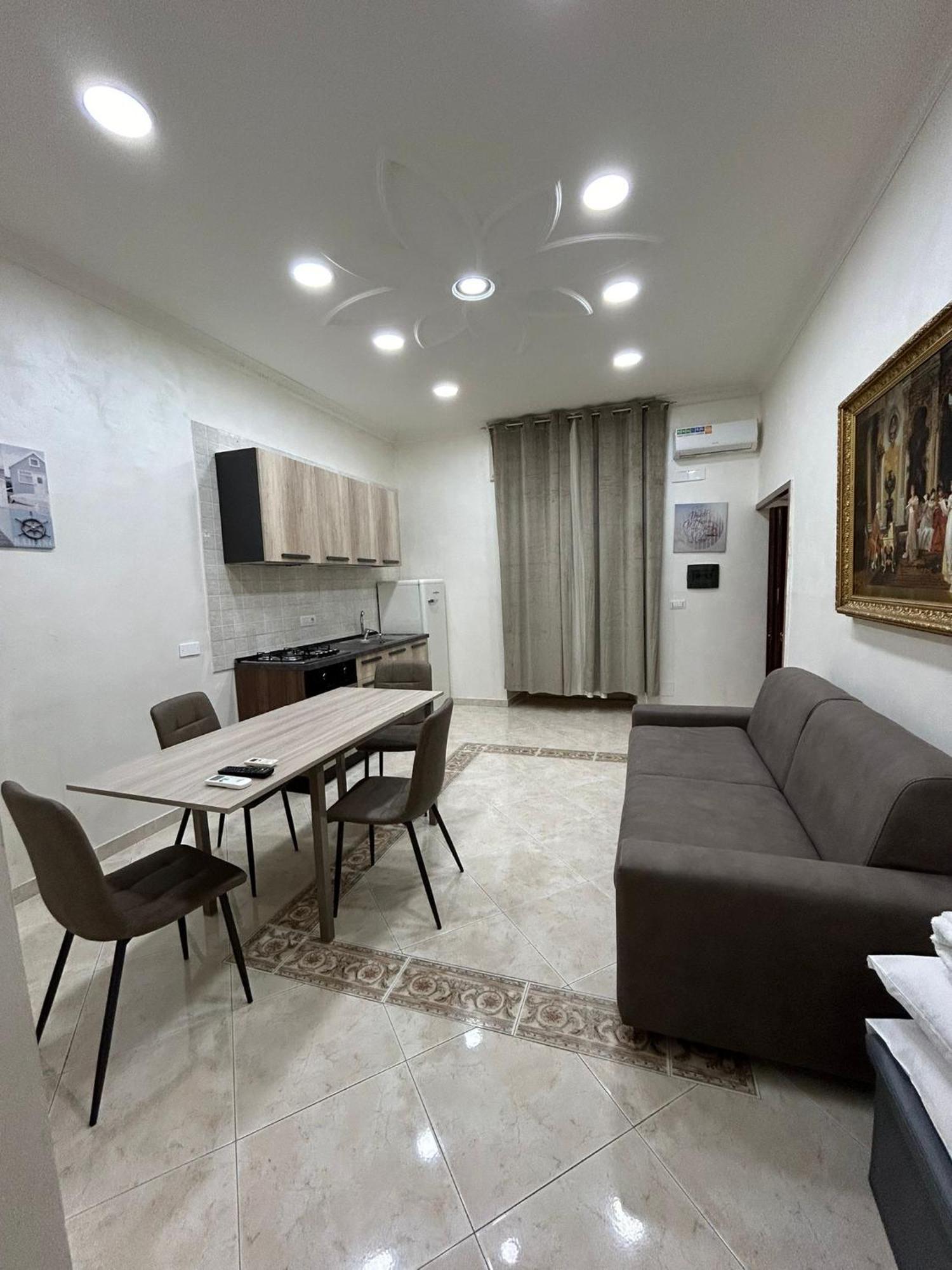 Dora House Valentino Apartment Наполи Екстериор снимка