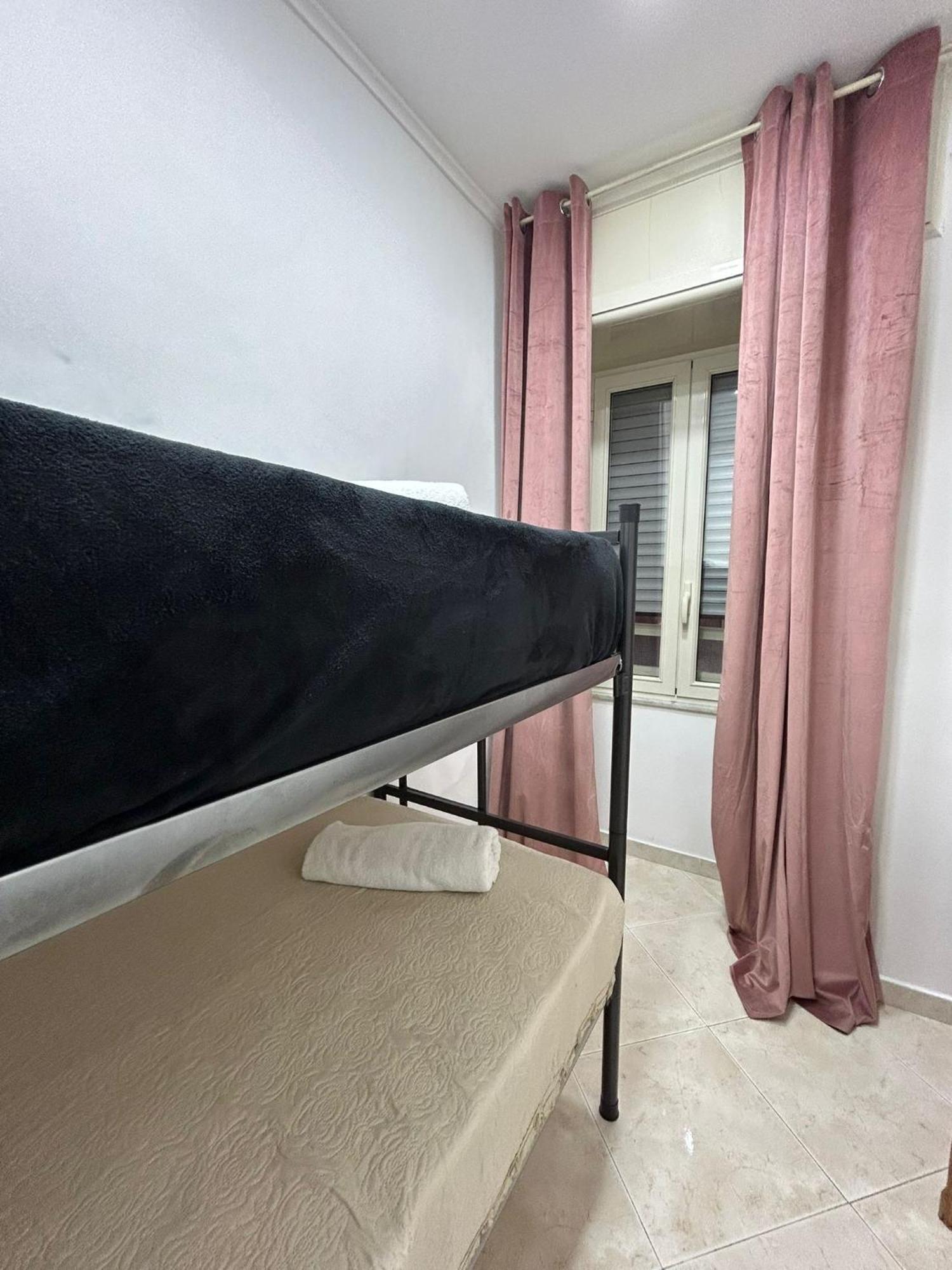 Dora House Valentino Apartment Наполи Екстериор снимка