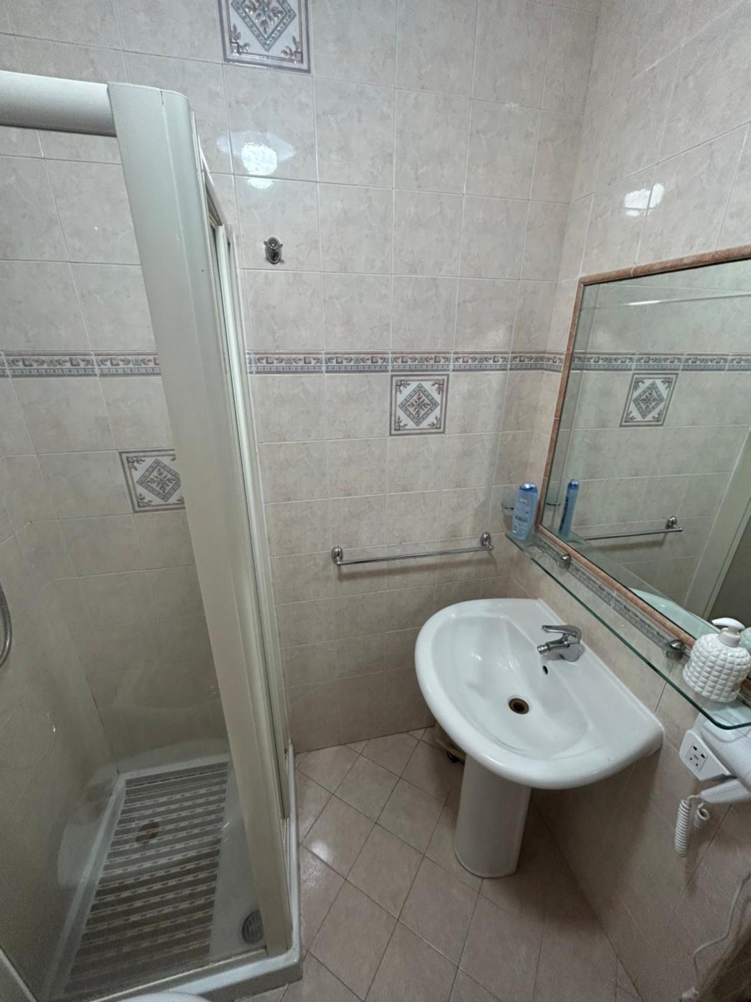 Dora House Valentino Apartment Наполи Екстериор снимка