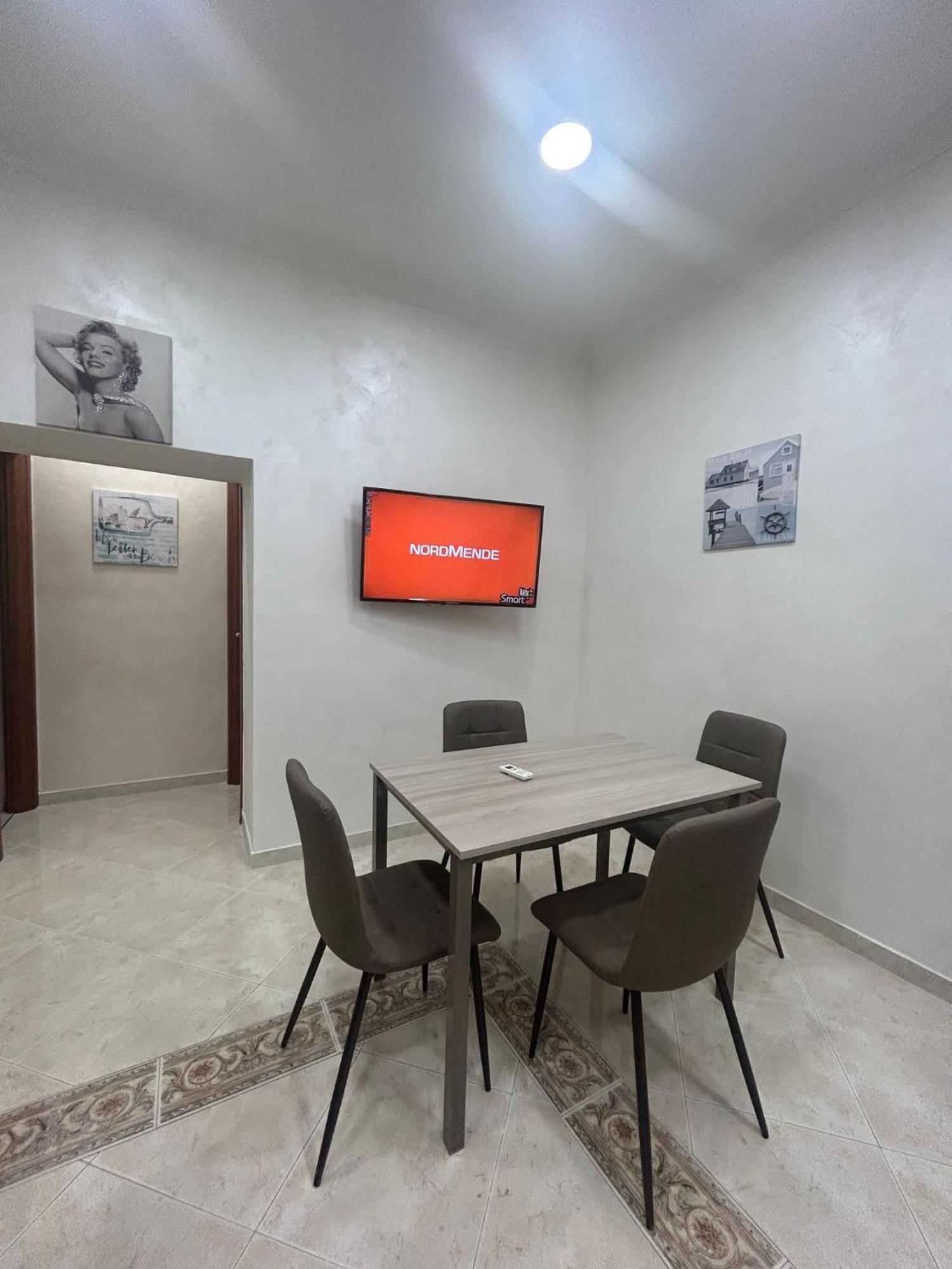 Dora House Valentino Apartment Наполи Екстериор снимка